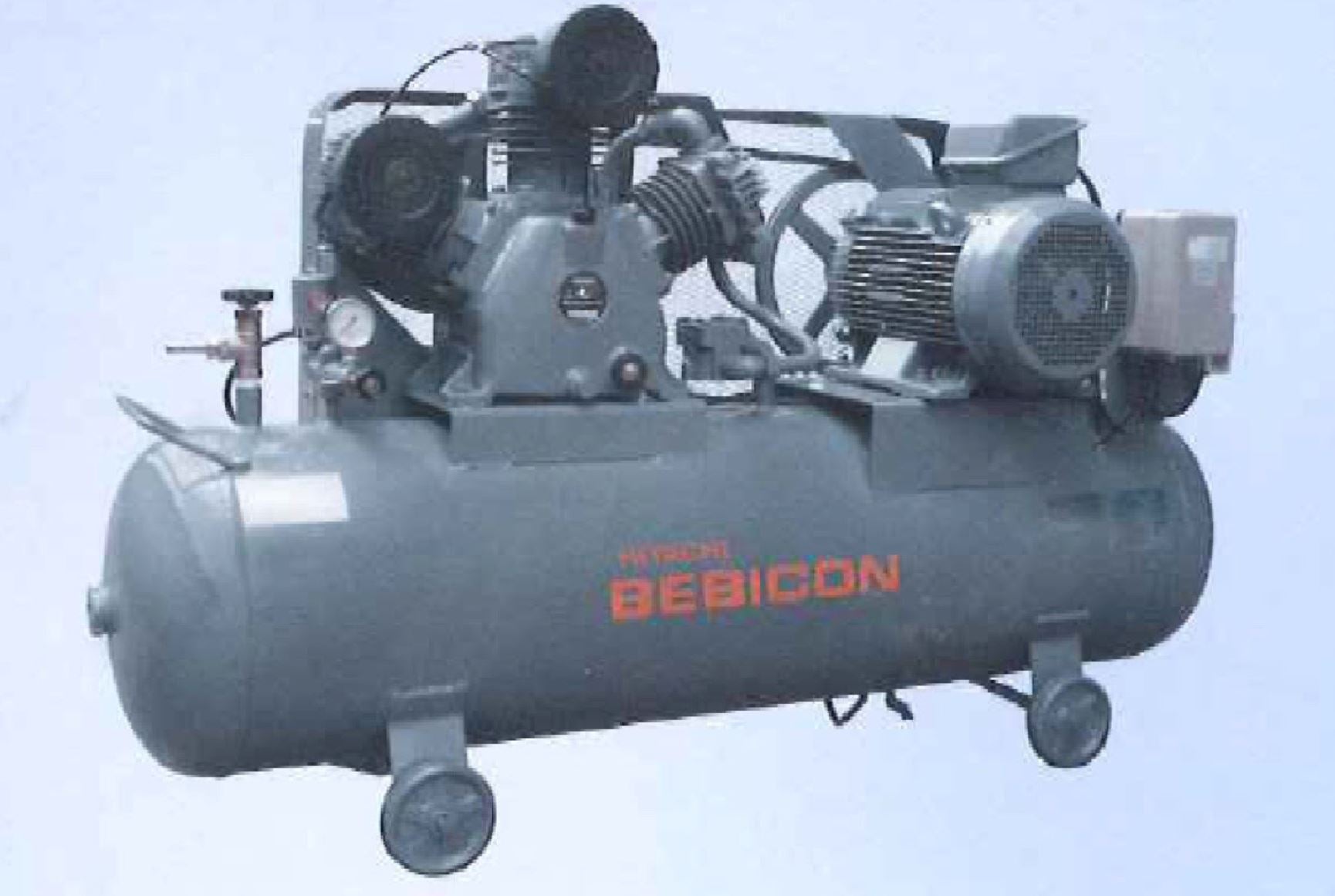 Hitachi 10hp 230L 415V Air Compressor | Model : 7.5P-9.5V5A