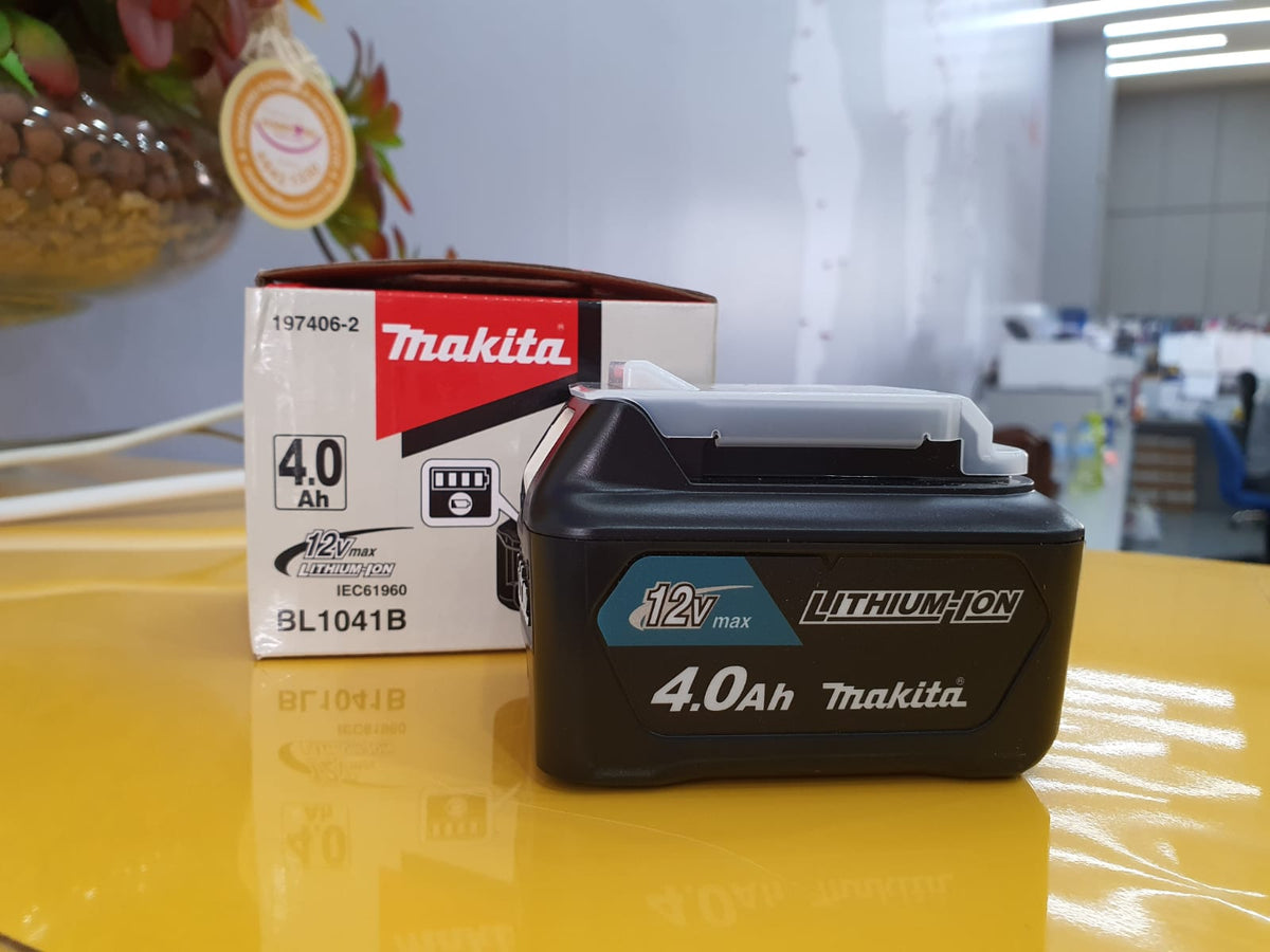 Makita 12V 4.0AH Battery BL1041B Model M 197406 2