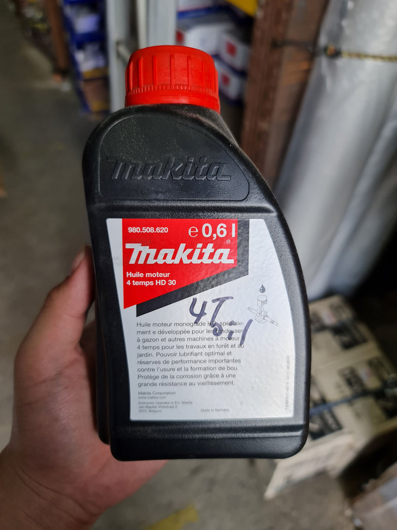 Makita 4-stroke oil 600ml | Model: M*980508620 4-stroke oil 600ml MAKITA 