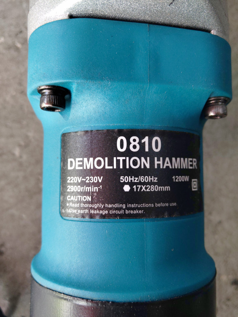 MAKITA 900W HM0810A Hex Shank Demolition Hammer | Model : M-HM0810A Demolition Hammer MAKITA 