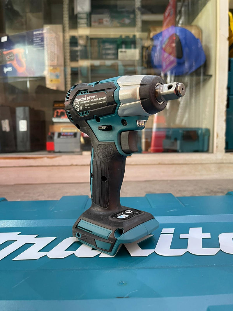 Makita DTW181 18 V Cordless Impact Wrench (Body Only) | Model : M-DTW181Z Cordless Impact Wrench MAKITA 