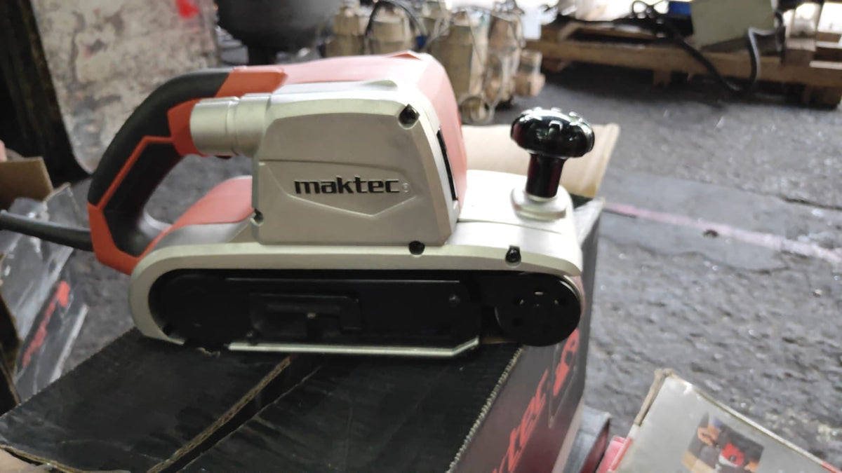 Maktec belt sander best sale