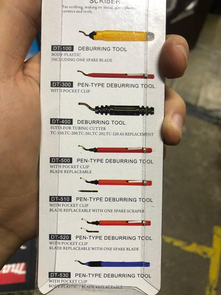 Maxclaw Deburring Tool | Model : DT-100 Deburring Tool Maxclaw 