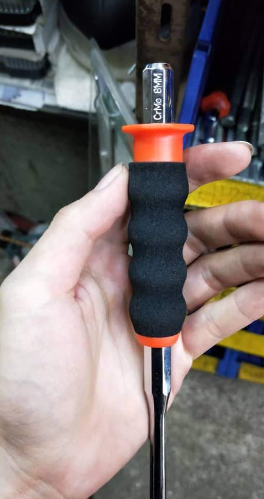 Nitoyo Pin Punch 8Mm X 12.7Mm X 220Mm With Grip | Model : PP-PN08