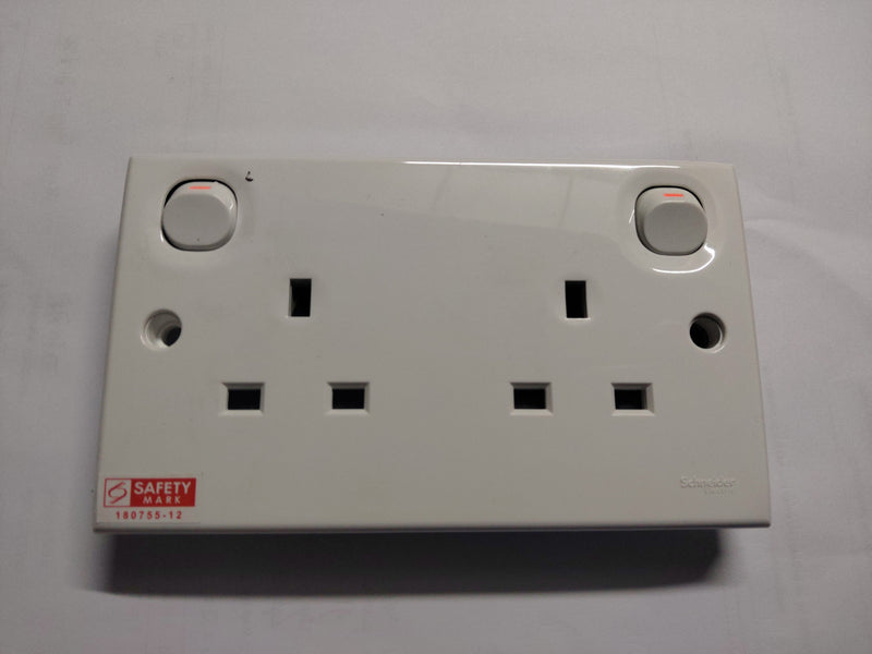 SCHNEIDER 13A E25 2Gang PVC Socket | Model: SKT-CL08 Clipsal 