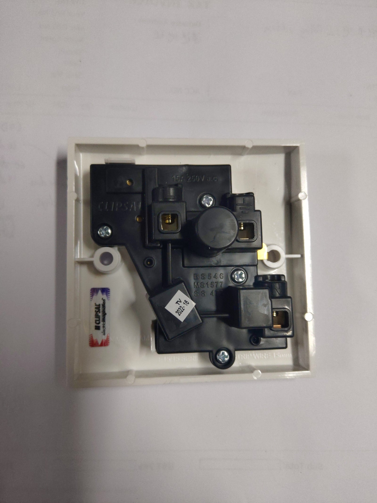 SCHNEIDER 15A E15/15 Socket | Model: SKT-CL09