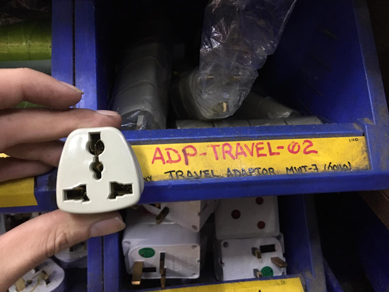 Travel Adaptor Mwt-7 (6040) | Model : ADP-TRAVEL-02 Aiko 