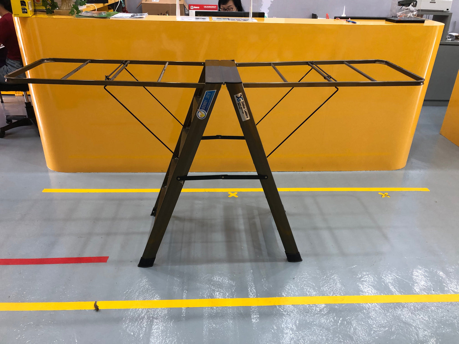 XG Aluminium Ladder + Clothes Rack | Steps : 5 Steps (L-XG132A5), 6 St