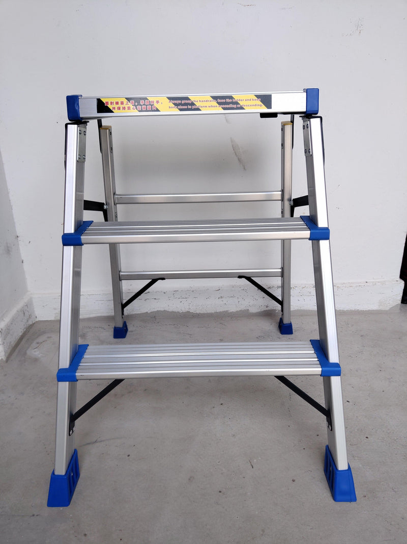 XG XG318A3 Folding Step Ladder (2+1) | Model: L-XG318A3 Folding Step Ladder XG 